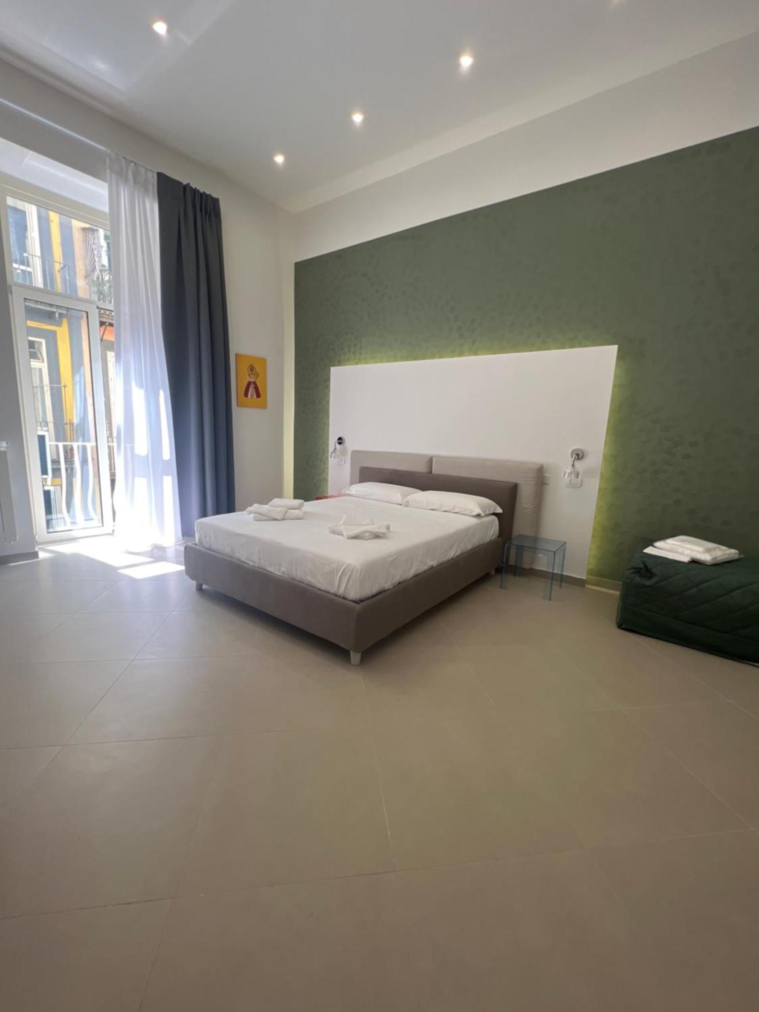 Dimora Chiaia 209 Hotel Nápoly Kültér fotó