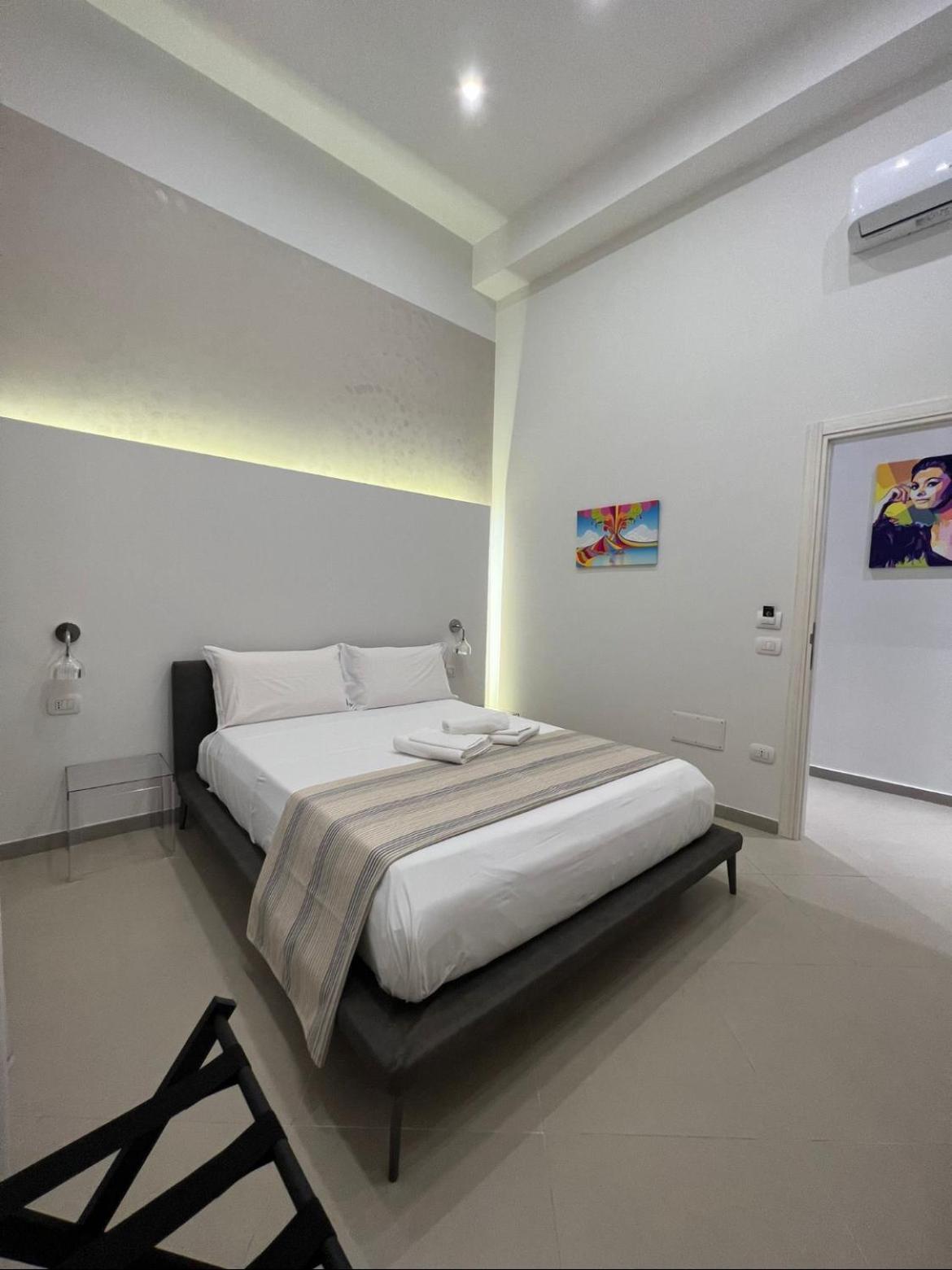 Dimora Chiaia 209 Hotel Nápoly Kültér fotó