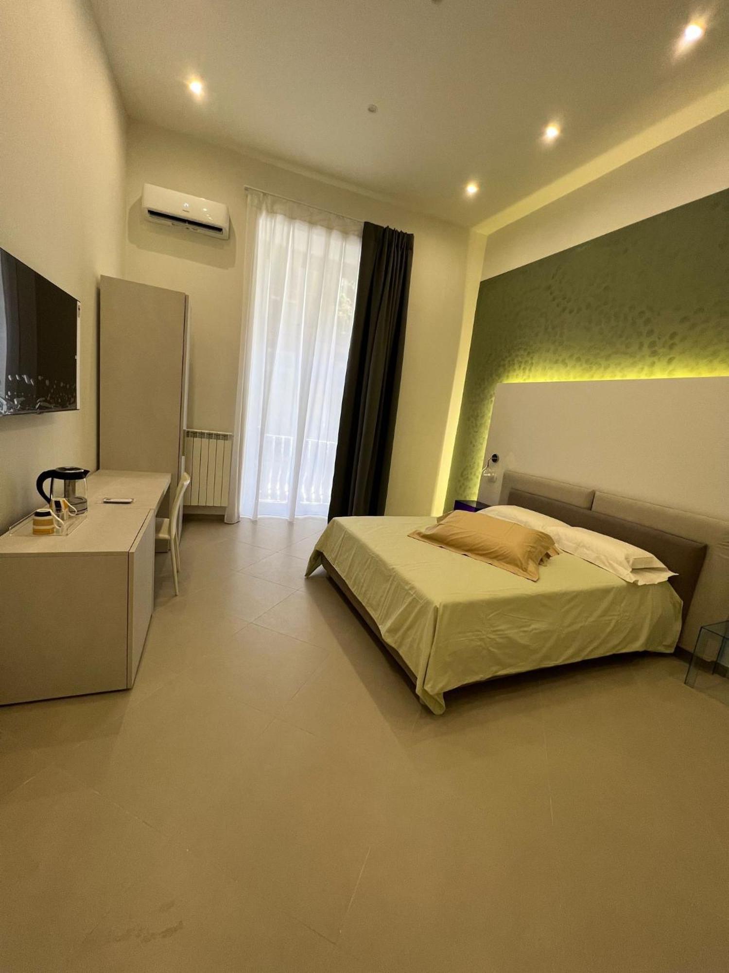 Dimora Chiaia 209 Hotel Nápoly Kültér fotó
